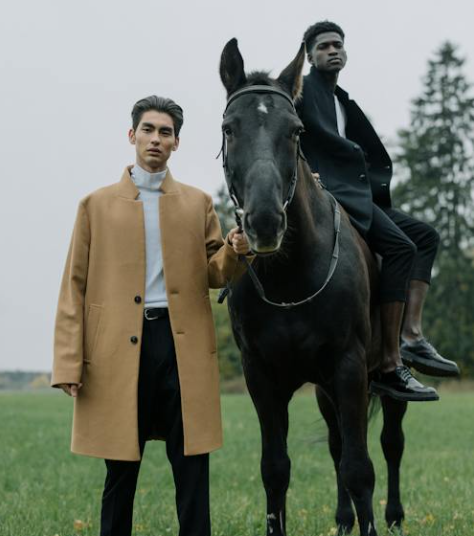 The Glamour of Old Hollywood: Iconic Fashion Moments on the Silver Screen