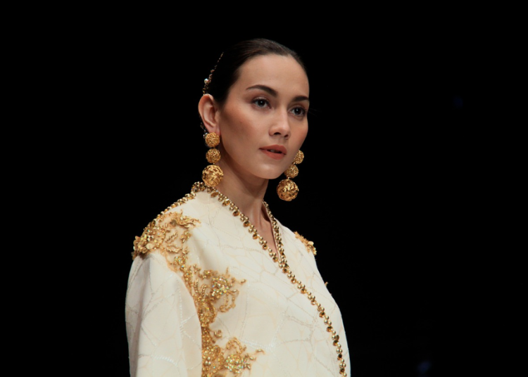 Summer Makeup Trends 2023: Hot Looks and Cool PalettesIntroduction to Summer Makeup Trends 2023