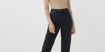 Pact: Leading the Charge in Ethical and Sustainable Fashion